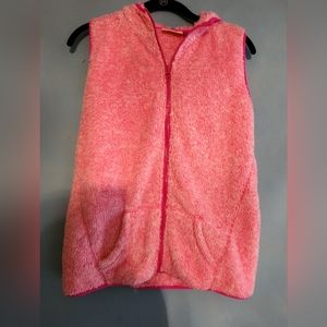 Kohl's So size 16 girls Pink faux fur sleeveless vest